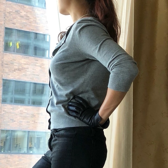 Gray 3/4 Sleeve Crew Neck Cropped Cardigan - Picture 2 of 4